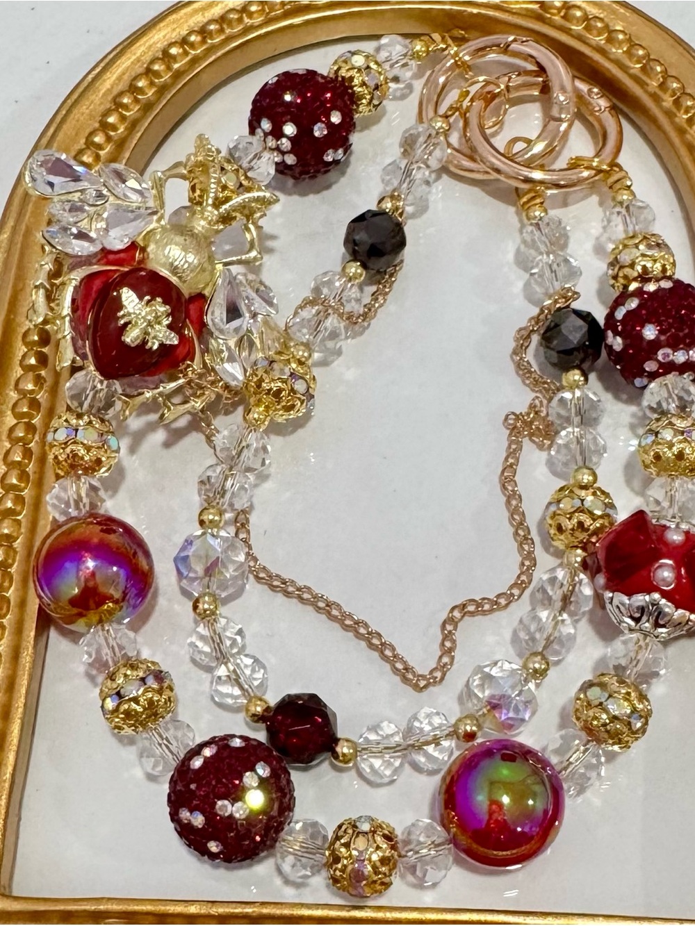 New Elegant Gold-Tone Red "Queen Bee" Phone Chain